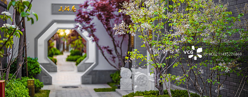 中式园林拱门图片素材