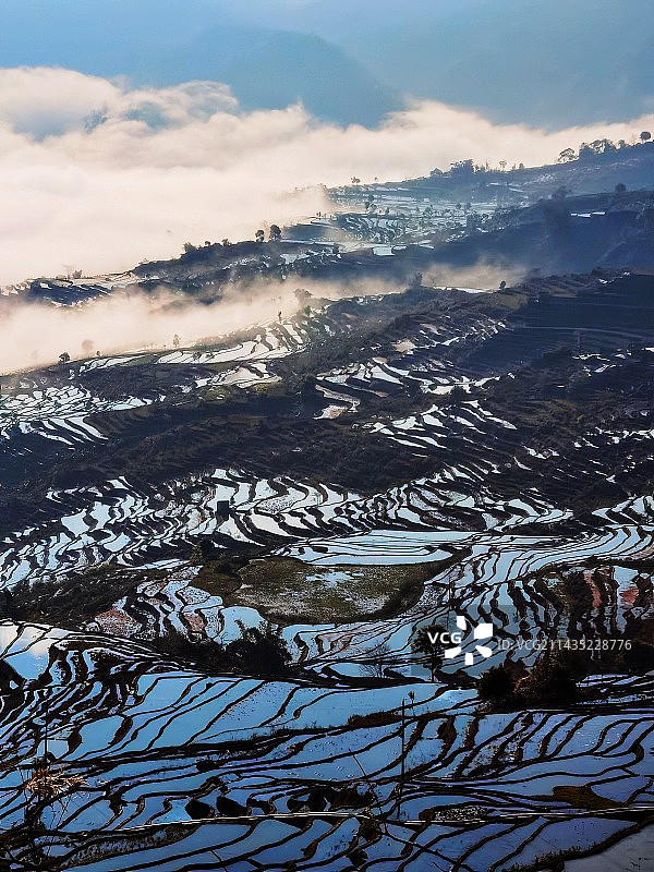 云南红河县～撒玛坝梯田图片素材