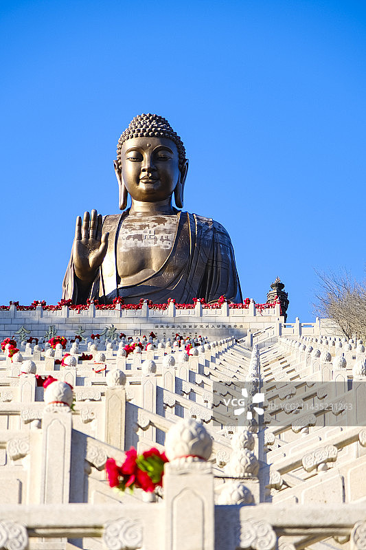 吉林省敦化市六鼎山文化旅游区金鼎大佛图片素材