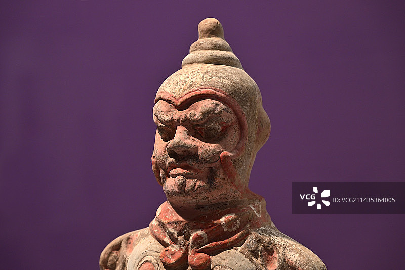 唐代《彩绘将军俑》局部头像 昭陵博物馆藏 陕西省咸阳市礼泉县李思摩墓出土图片素材