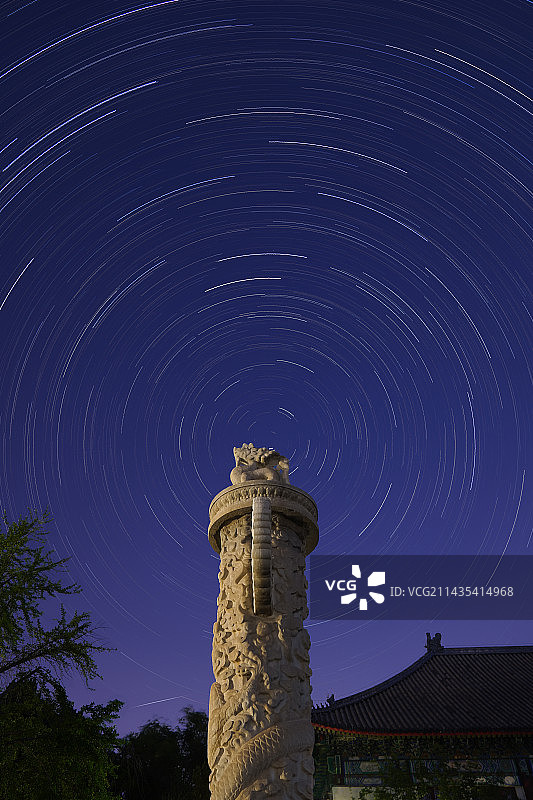 朱成轩-夏-华表、星轨-4图片素材