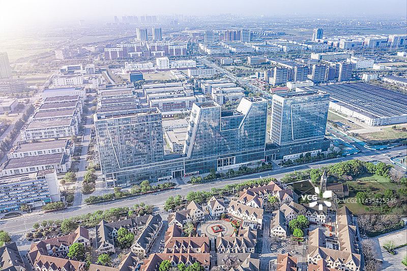 江苏泰州，中国医药城，城市风光航拍图片素材