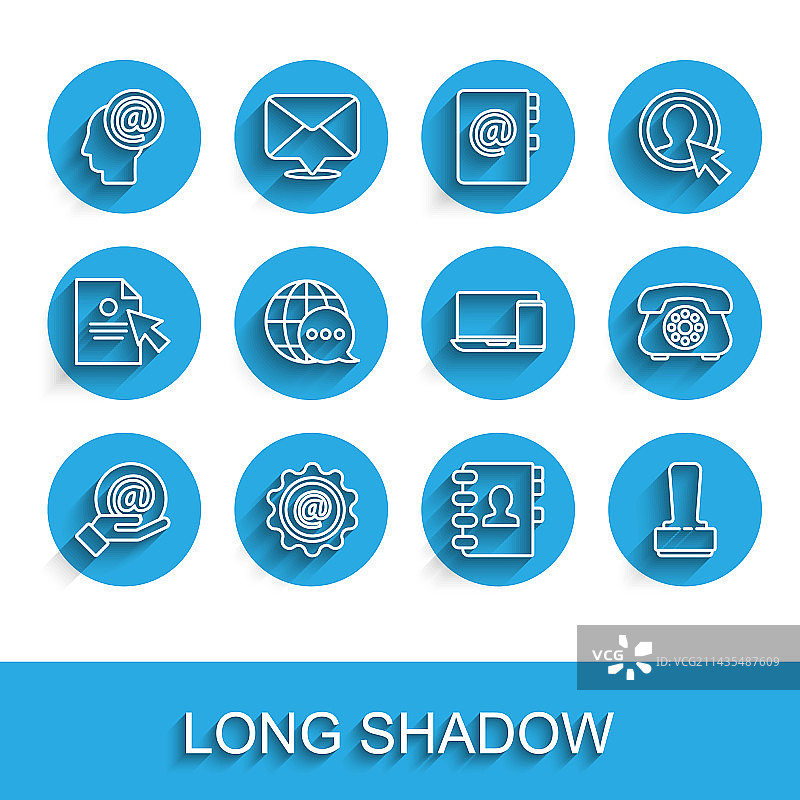 手持地址簿中的邮件和电子邮件图片素材