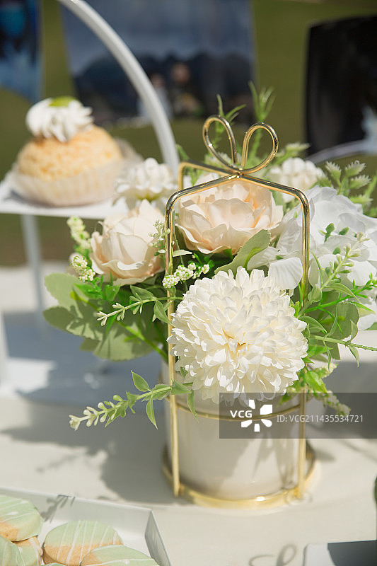 婚礼鲜花蛋糕甜品台图片素材