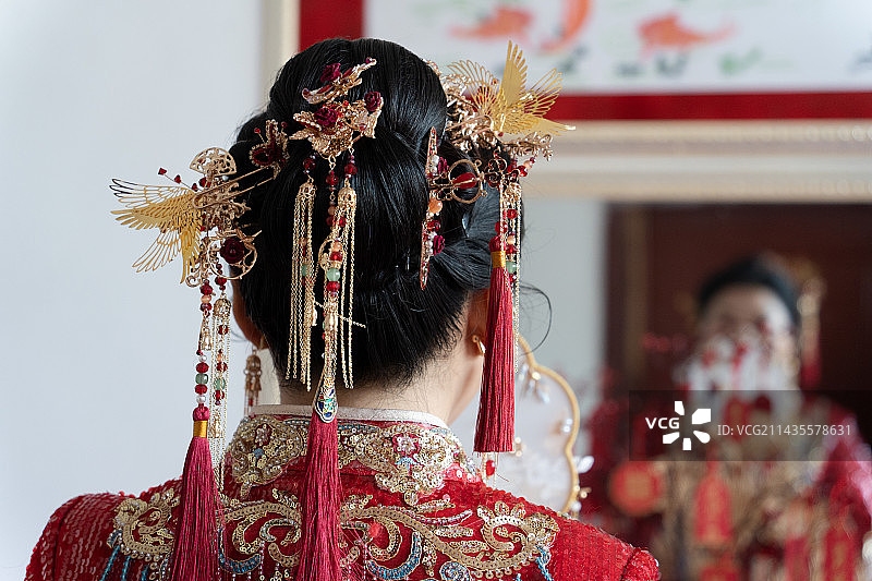 传统婚礼妆扮图片素材