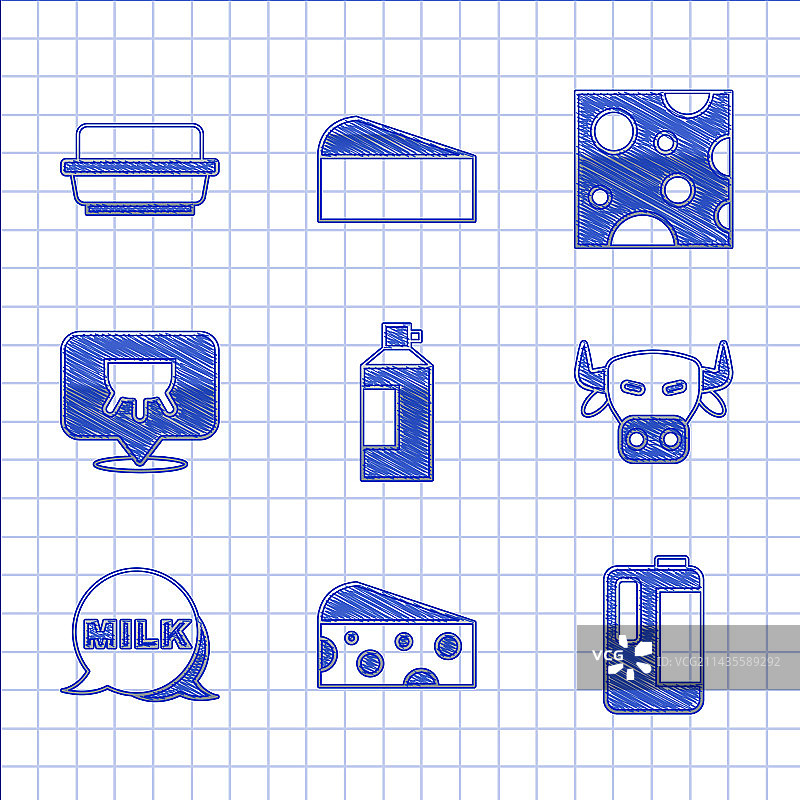 瓶装搅打奶油奶酪牛奶塑料组合图片素材