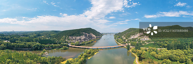 航拍河南省洛阳市世界文化遗产龙门石窟景区全景图图片素材
