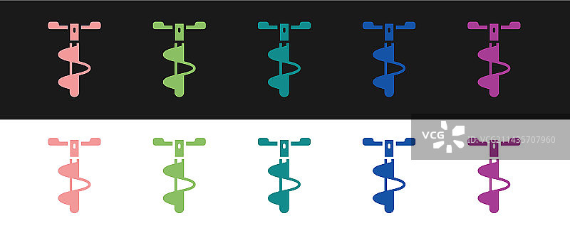 手持冬季钓鱼用冰钻图片素材