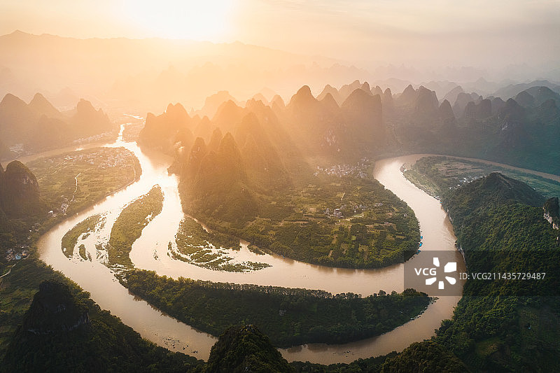 桂林峰林江湾日出图片素材