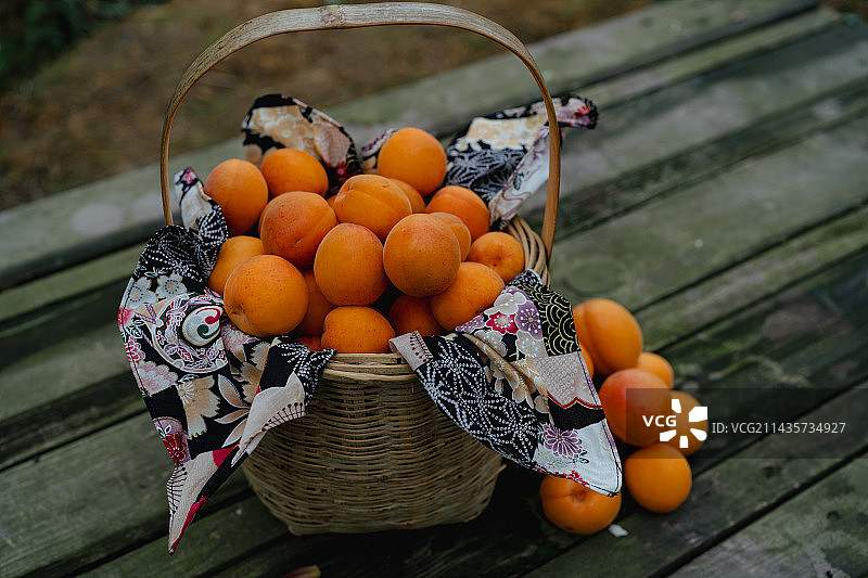 成熟的杏子特写拍摄图片素材