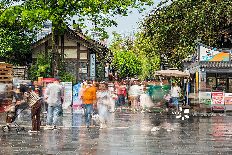 成都宽窄巷子景区入口白昼晴天人群图片素材