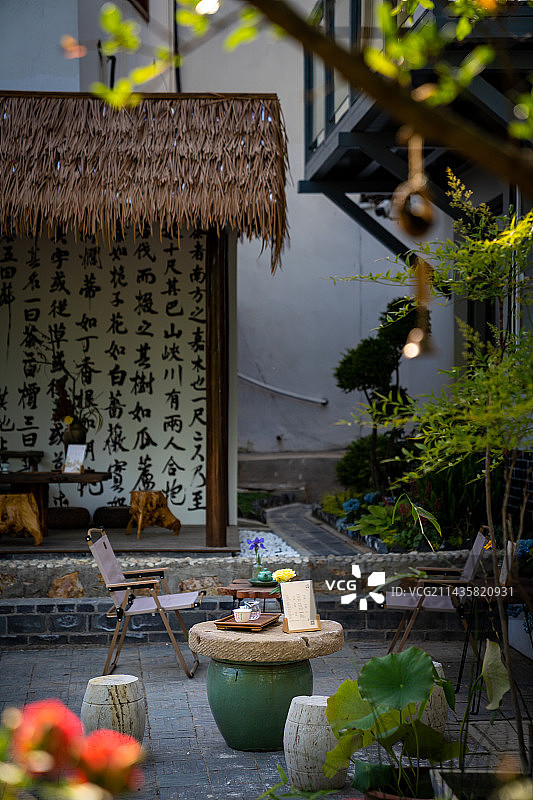 户外露营围炉煮茶图片素材