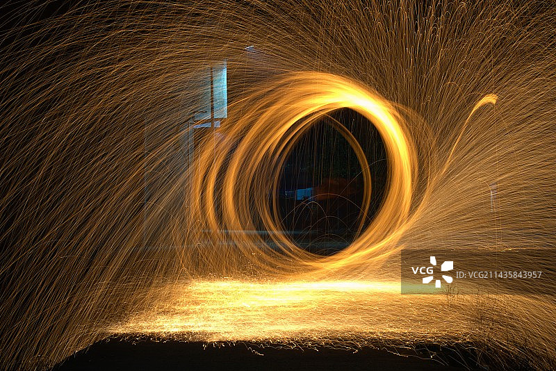 时空漩涡图片素材