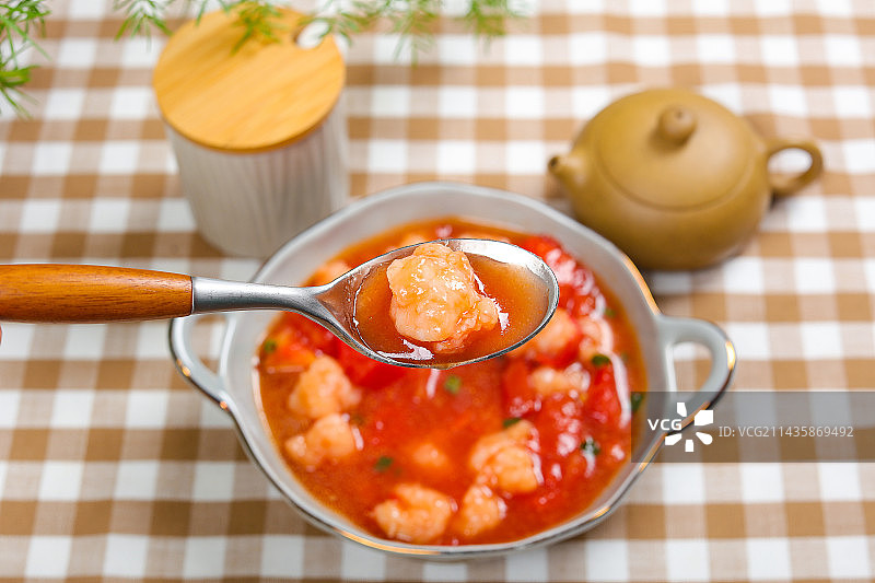 营养美味汤菜美食西红柿鱼滑汤图片素材