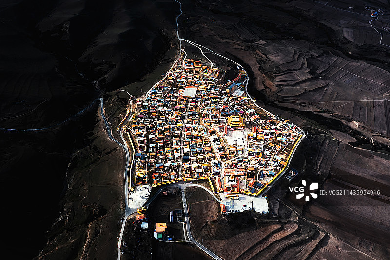 阿坝县郎依寺图片素材