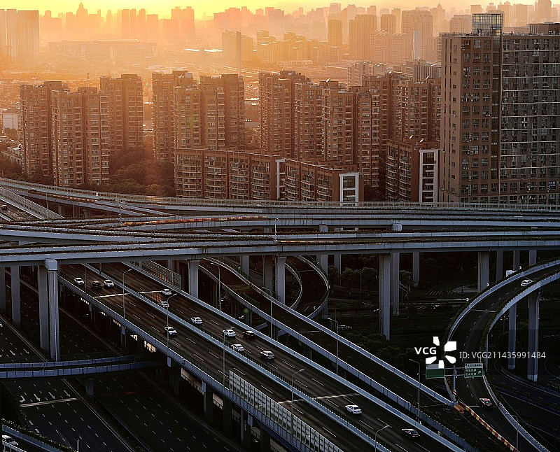 逐日快速路图片素材