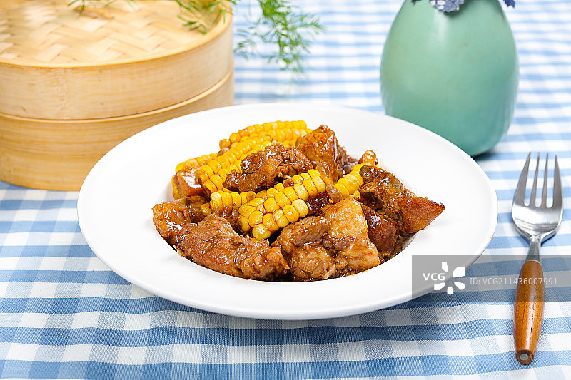 营养美味特色菜红烧玉米排骨图片素材