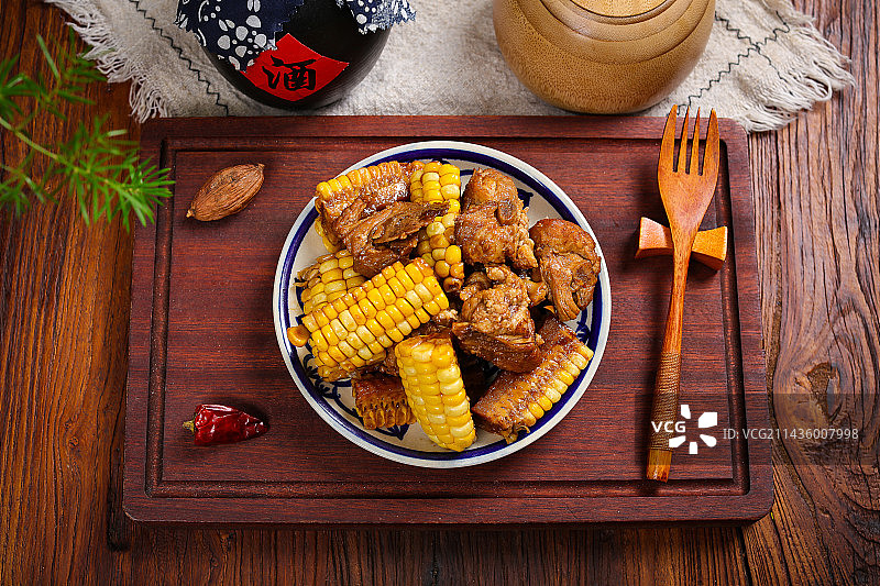 营养美味特色菜红烧玉米排骨图片素材