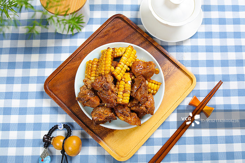 营养美味特色菜黄焖玉米排骨图片素材
