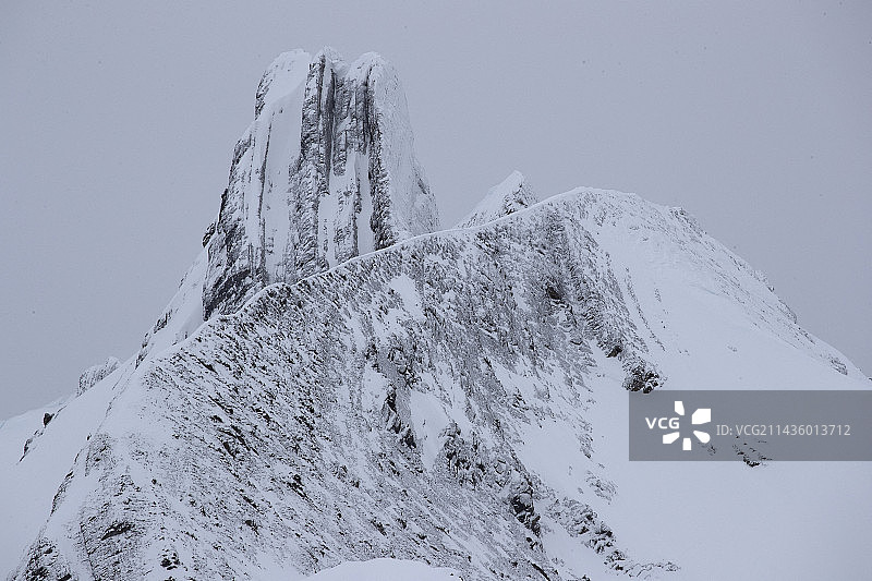 沃州阿尔卑斯山脉的雪景，瑞士沃州图片素材