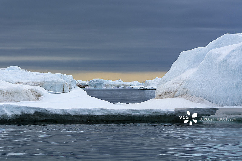 挪威斯瓦尔巴群岛东北地岛维贝布克塔图片素材