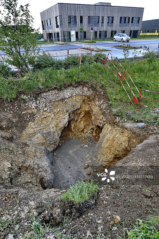 法国杜省布罗尼亚尔Technoland的充水水流故障图片素材