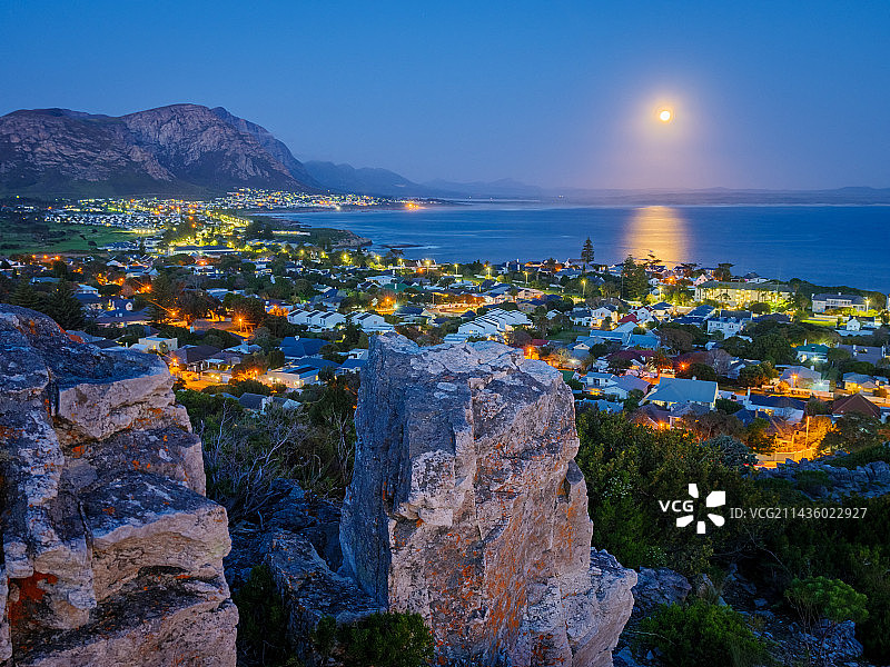 从霍伊斯科普耶山俯瞰赫马努斯和沃克湾图片素材