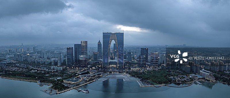 航拍东方之门图片素材