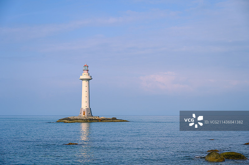 三亚大小洞天海岸灯塔图片素材