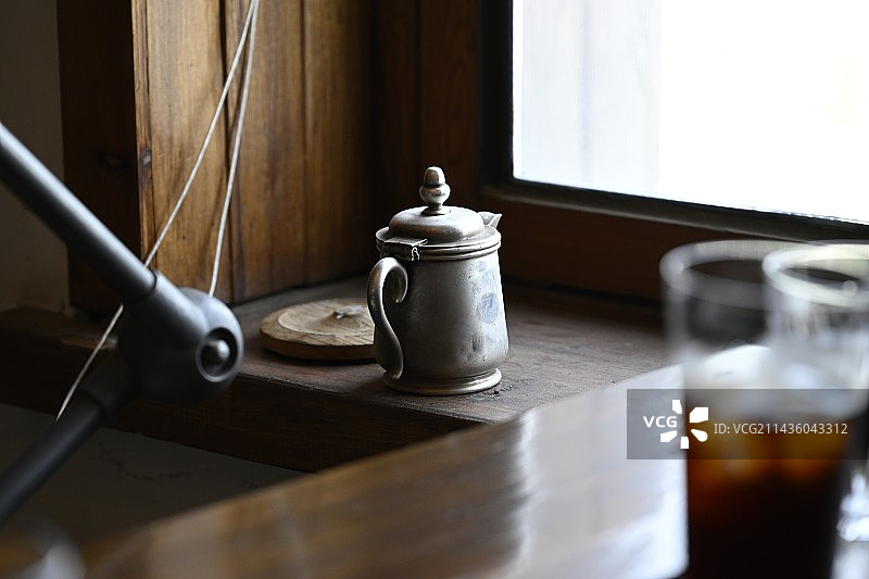 复古/室内餐饮空间咖啡馆 餐具咖啡器具咖啡馆特写图片素材