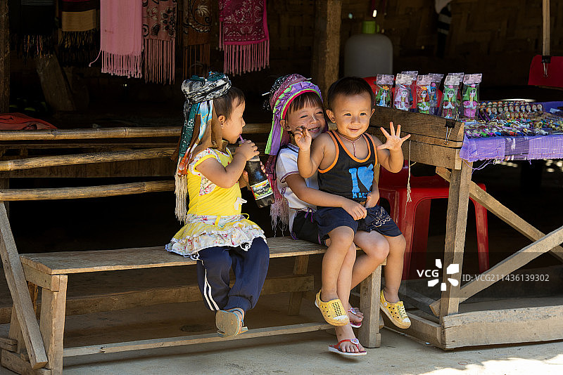 泰国西北部克伦族儿童图片素材