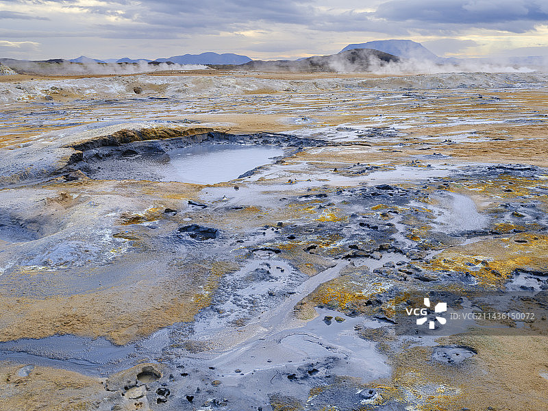 米湖的地热区Hveraroend或Namaskard景观，欧洲，北欧，冰岛图片素材