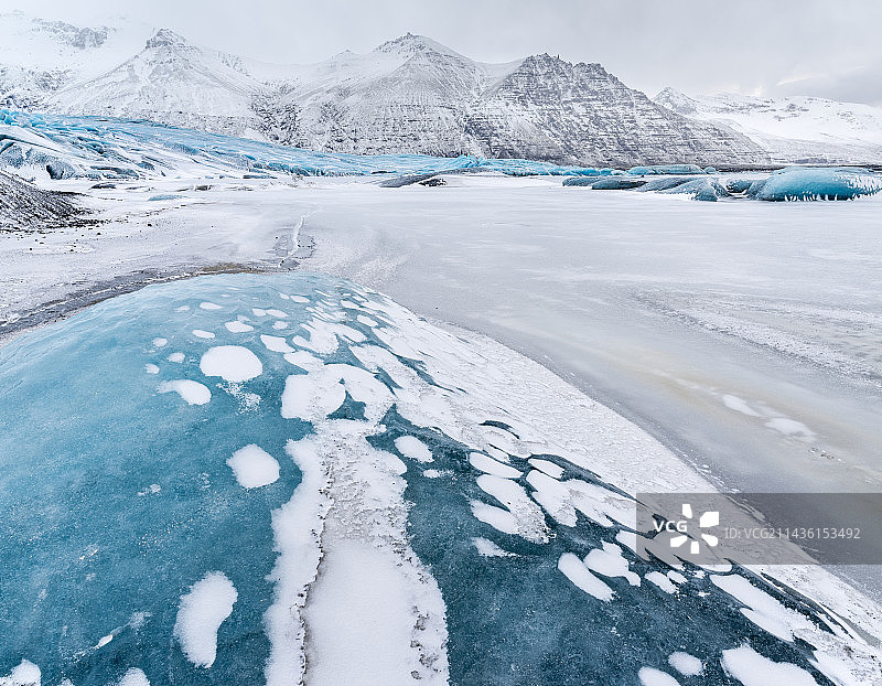 冬季瓦特纳冰川国家公园的斯卡夫塔费德冰川，冰岛图片素材