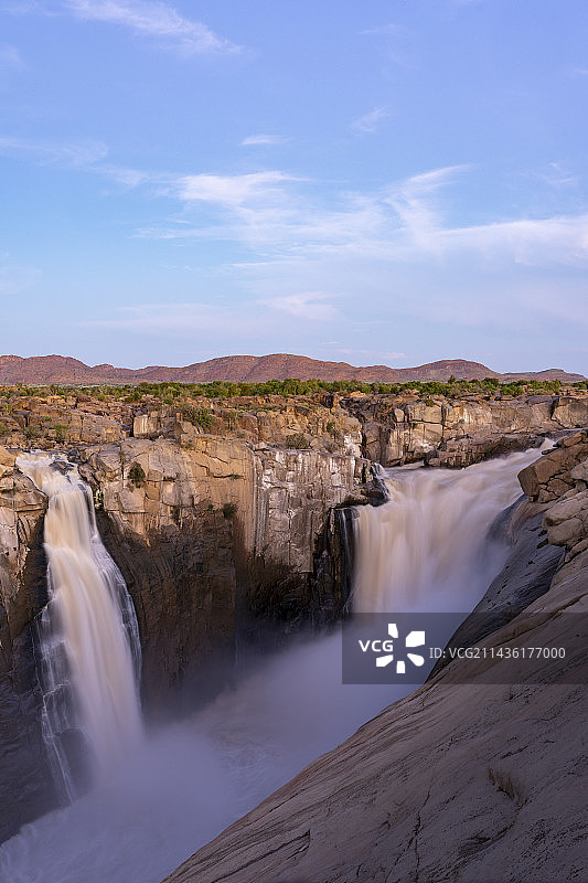 奥格拉比斯瀑布国家公园橙河主瀑布景观，南非北开普省图片素材