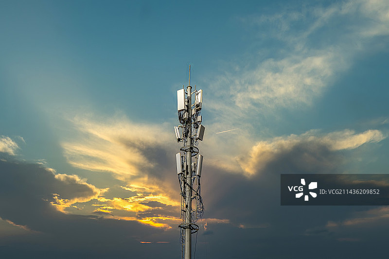 5G基站电信通讯业务夕阳图片素材