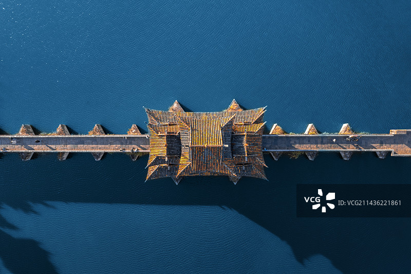 云南建水十七孔桥图片素材