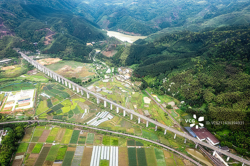 福建建瓯，乡村铁路风光图片素材