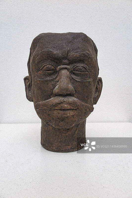 火与土的对话，贵州美术馆瓷器艺术藏品图片素材