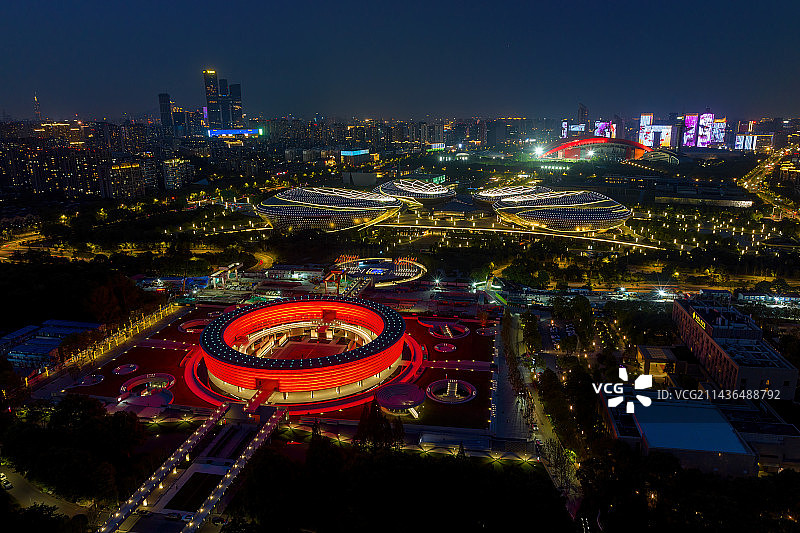 南京城市天际线 宪法公园 江苏大剧院奥体图片素材