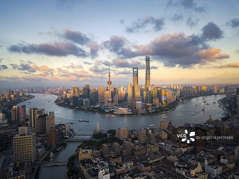 中国上海市天际线航拍图片素材