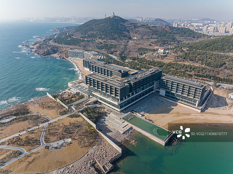 航拍青岛凤凰岛涵碧楼酒店图片素材