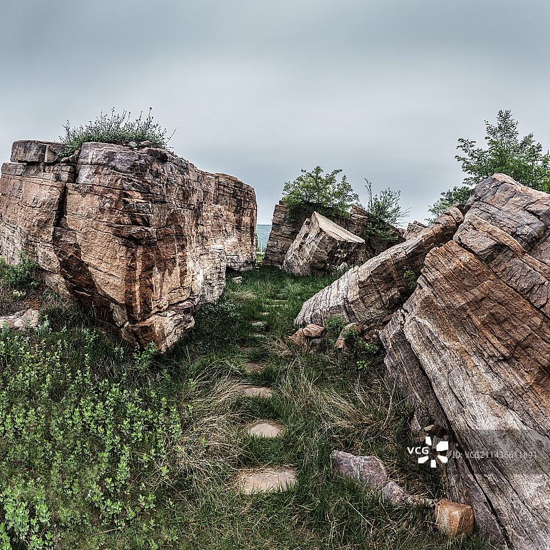 河南省洛阳市新安县青要山风景区 峡谷 溪流图片素材
