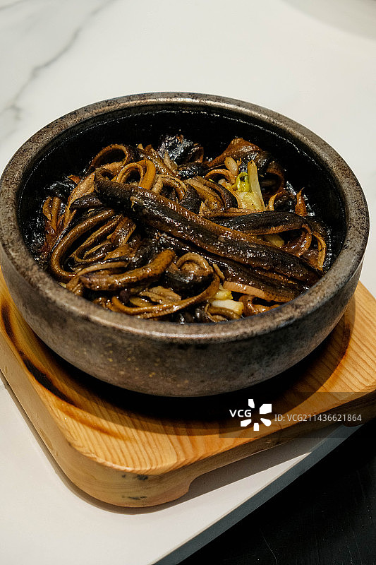 静物美食江浙融合菜淮扬软兜的不同视角镜头图片素材