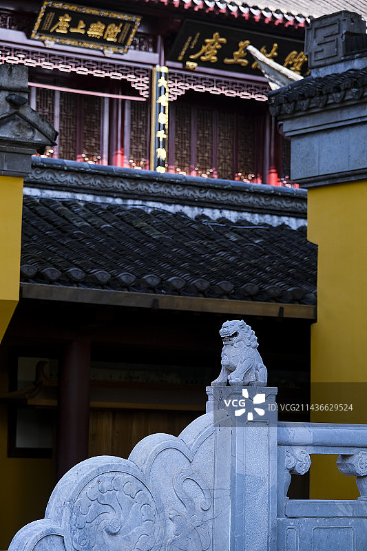 江苏省镇江市金山风景区晴天美丽风景图片素材