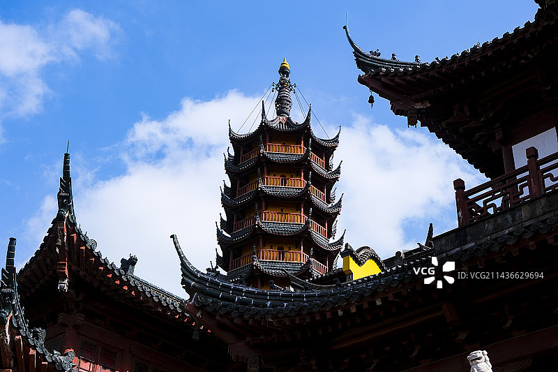 江苏省镇江市金山风景区晴天美丽风景图片素材