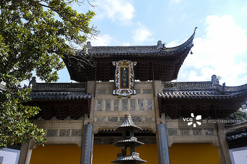 江苏省镇江市金山风景区晴天美丽风景图片素材