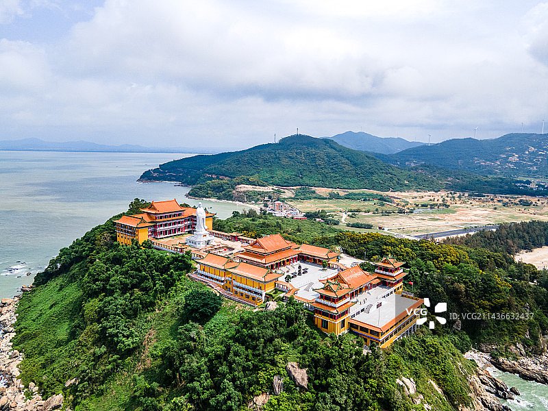 中国广东阳江飞龙寺古建筑风光航拍图片素材