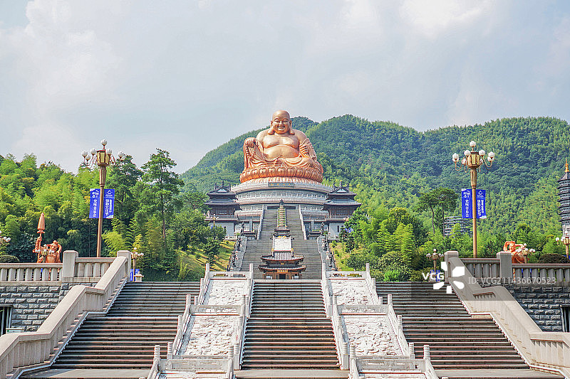 浙江宁波奉化雪窦寺弥勒大佛图片素材
