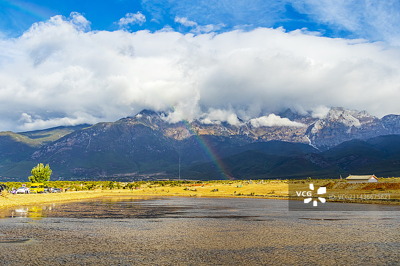 云南丽江东巴谷玉龙雪山自然风光图片素材