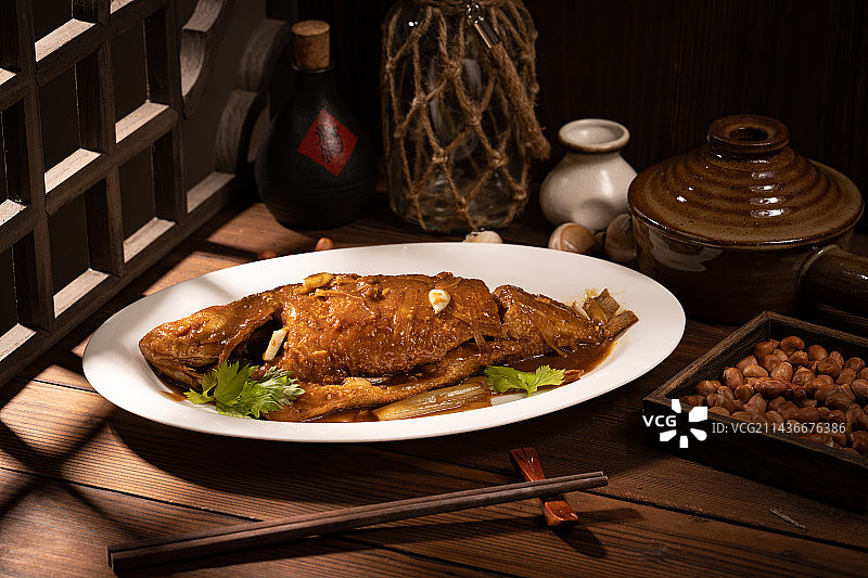 中式传统美食红烧鲤鱼图片素材